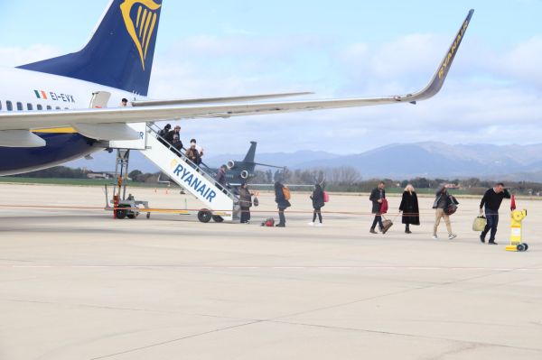 Aeroporto de Girona acumula 1,7 milhão de passageiros e supera total de 2023